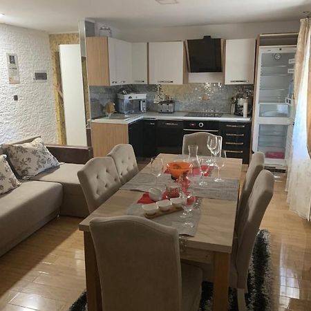 Bella Casa Apartments Făgăraş Екстериор снимка
