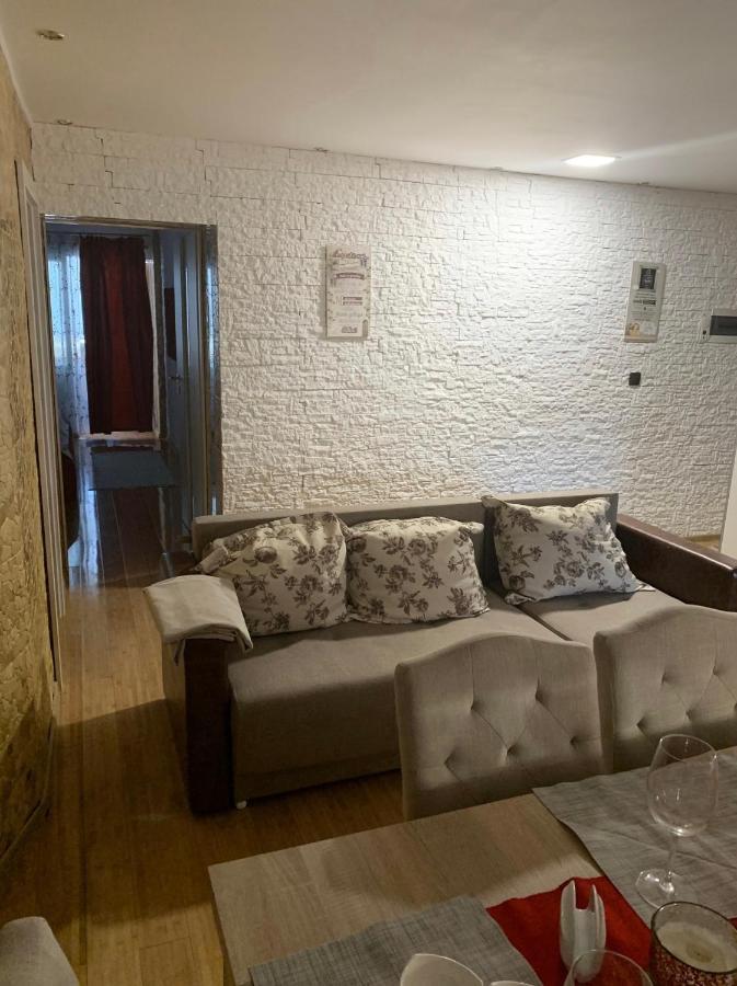 Bella Casa Apartments Făgăraş Екстериор снимка